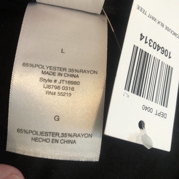 NWT Boxlunch Disney T Shirt Size Large Black White Runs Small - Picture 4 of 4